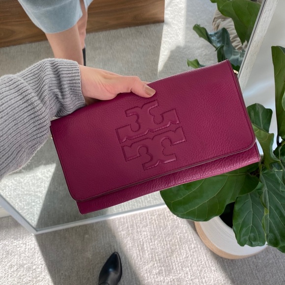 Tory Burch Handbags - Tory Burch Small Crossbody Bag